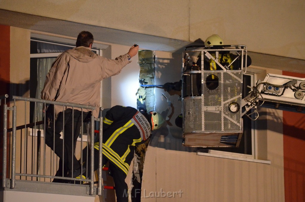 Feuer Koeln Porz Wahn Am Bahnhof P200.JPG - Miklos Laubert